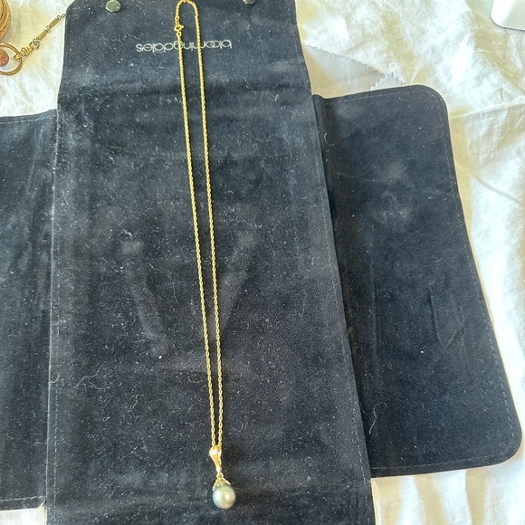 14kt yellow gold 22” necklace and Tahitian black pearl pendant - Picture 3 of 4